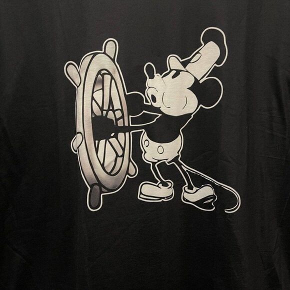 Mickey Mouse Steamboat Willie T-Shirt medium - Picture 1 of 7